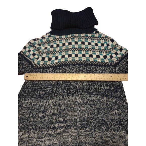 Decree Woman's Size Large Ombre Turtle Neck Sweater - Picture 3 of 6